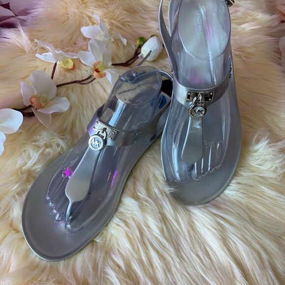 MICHAEL KORS WOMEN'S SILVER JELLY SANDALS - Picture 1 of 6
